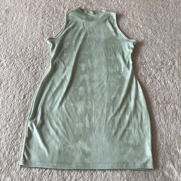 Pretty Little Thing dress green size 12 - Picture 4 of 16